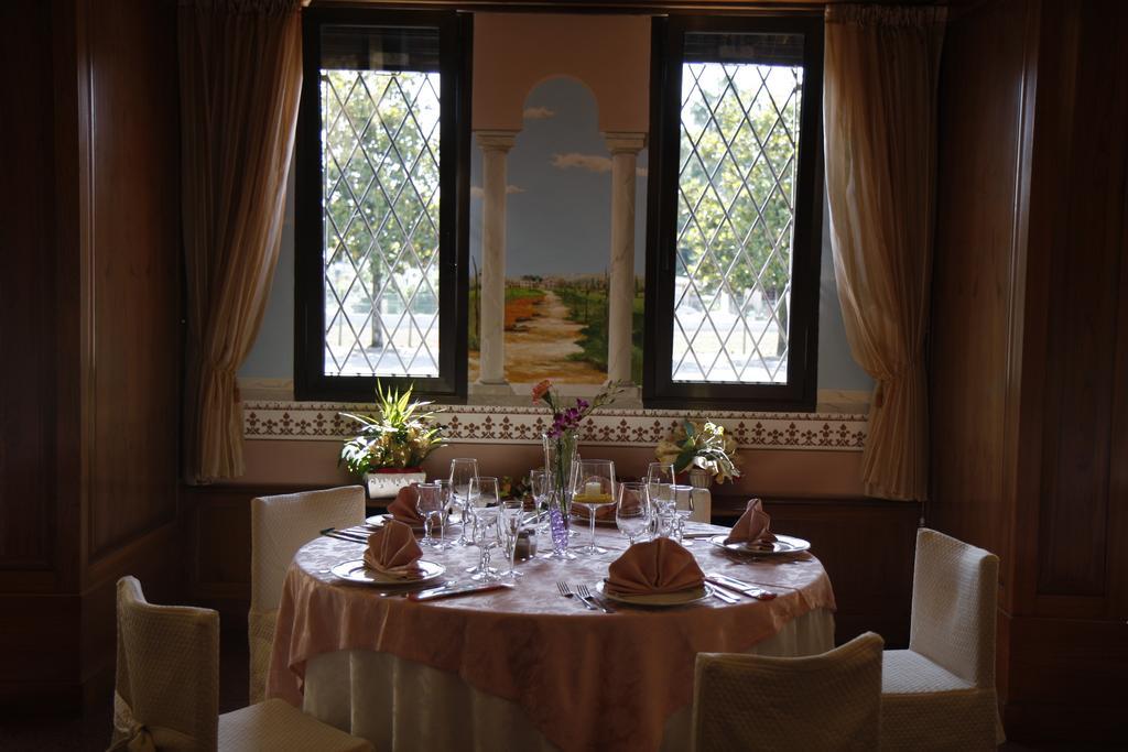 Hotel Bracco Loreggia Екстериор снимка