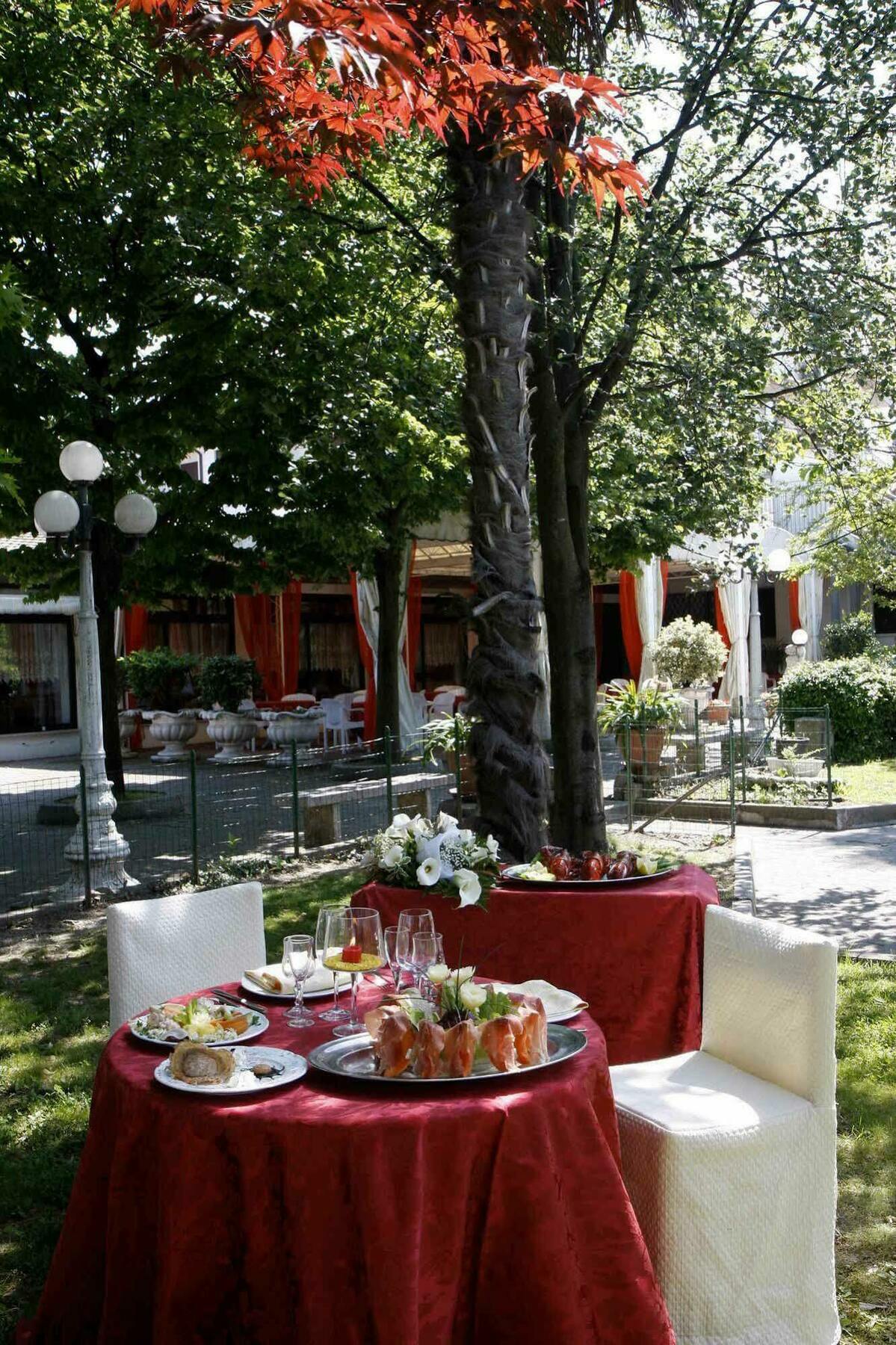 Hotel Bracco Loreggia Екстериор снимка