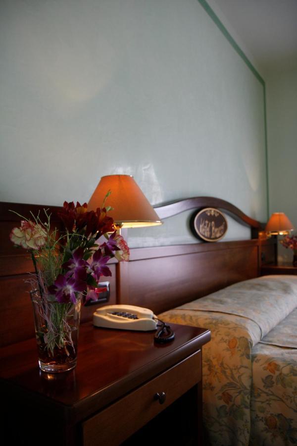 Hotel Bracco Loreggia Екстериор снимка